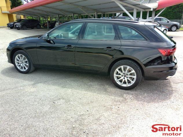 AUDI - A4 - 35 TDI S tronic Business - Foto 4