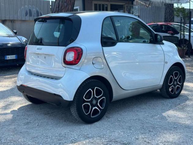 SMART ForTwo 1.0cc 71cv AUTOMATICA rif. 23910236 - Foto 4