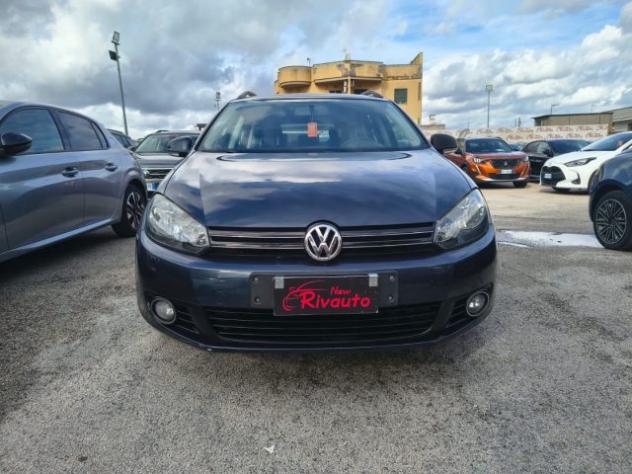 VOLKSWAGEN Golf Variant 1.6 TDI 105 CV Executive BlueMotion Technology rif. 24039769