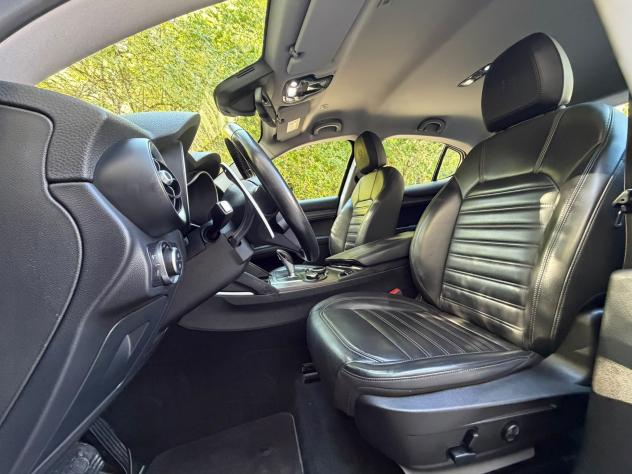 Alfa Romeo Stelvio Stelvio 2.2 t Executive Q4 210cv auto - Foto 9