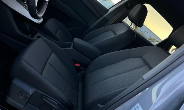 AUDI Q4 e-tron Advanced - Foto 8