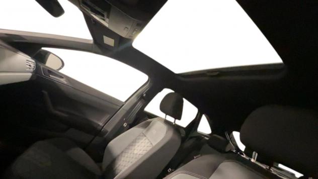 Volkswagen Taigo 1.0 TSI 115CV R-Line #TETTO Vari Colori - Foto 6