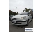PEUGEOT - 807 - HDi FAP ST 8POSTI
