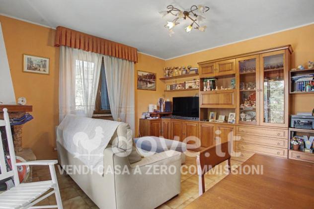 Appartamento di 90 m² con 3 locali e box auto in vendita a Caravate - Foto 5