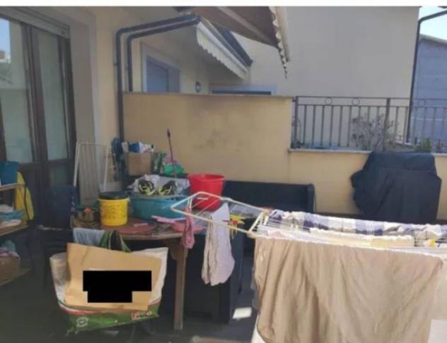 Immobile in asta di 90 m², box auto doppio in vendita a Parabiago - Foto 9