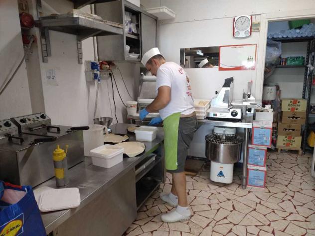 Pizza a Taglio in vendita a Alassio - Foto 13