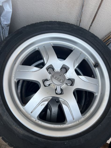 Kit 4 Cerchi in Lega 17" Originali Audi con Gomme Invernali Continental 225/50 R - Foto 2