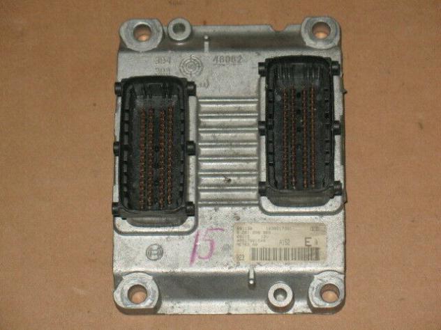 0261208969 ECU fiat grande punto 1.4 0261208969 00517951830 ME63.A0 E