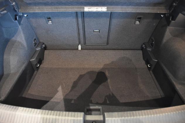 Volkswagen T-Roc 1.0 TSI Style 110CV - USATO CERTIFICATO - Foto 8