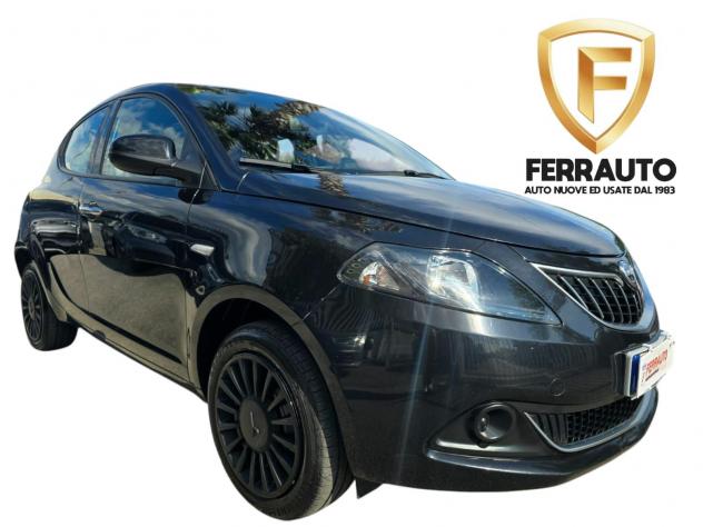 Lancia Ypsilon 1.0 FireFly 5 porte S&S Hybrid Gold