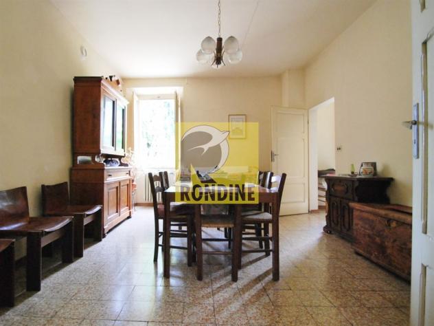 Casa indipendente cielo/terra, abbinata ai lati, attualmente divisa in 2 unità - Foto 2