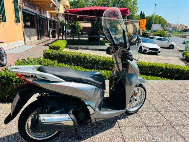 HONDA SH 300 i TUTTO INCLUSO ANCHE PASSAGGIO! MINI RATE rif. 23835955 - Foto 8