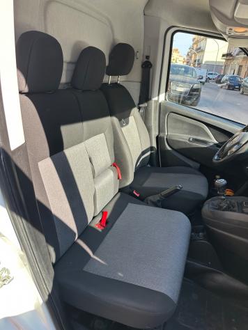 Fiat Doblo Dobl1.6 MJT 105CV Cargo Maxi Lamierato SX - Foto 7