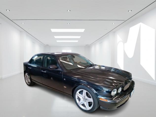 Jaguar XJ XJ 2.7 D V6 cat Sovereign CY176VE