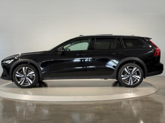 VOLVO V60 Cross Country B5 AWD automatico Plus PREZZO REALE rif. 24051456 - Foto 2