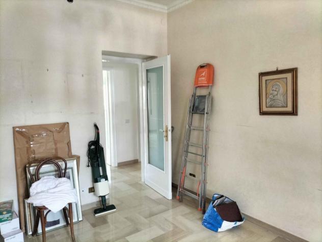 Bari San Paolo. Via Basilicata. Libero. Ottimo. Quadrivani accessoriato. - Foto 7