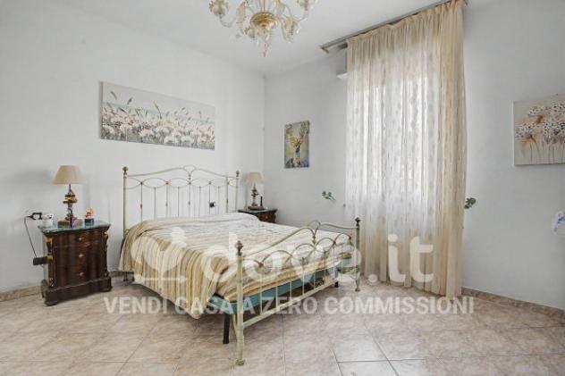Villa di 234 m² con 5 locali e box auto in vendita a Induno Olona - Foto 18
