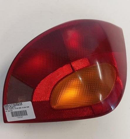 FANALE POST.D. 999-U1305935 Parti elettriche  Fanaleria  Fanali  Fanale post. dx. FORD - FIESTA - 01-09-1995 - 01-08-1999, FORD - FIESTA - 01