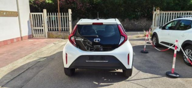 TOYOTA Aygo X 1.0 VVT-i 72 CV 5 porte Active rif. 24077458 - Foto 5