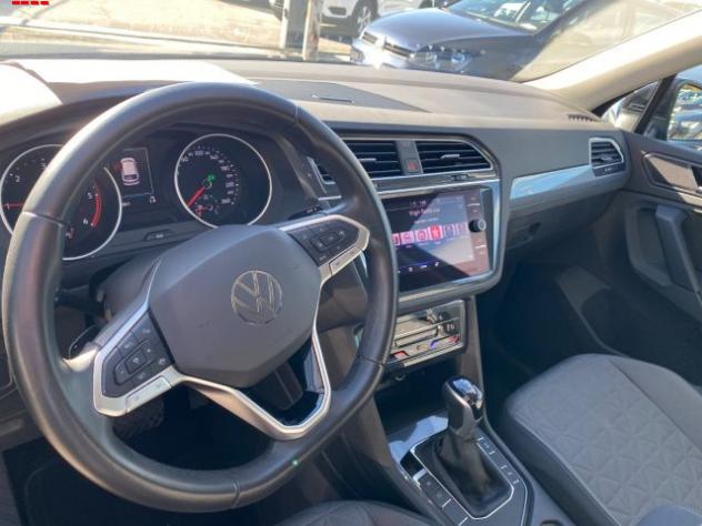 VOLKSWAGEN Tiguan 2.0 TDI 150 CV SCR DSG Life grandinata rif. 23723377 - Foto 9