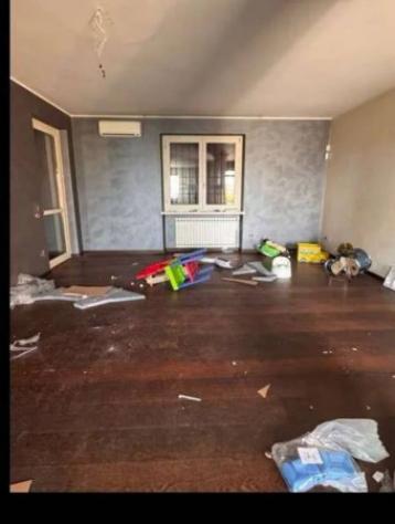 Immobile in asta di 385 m² con più di 5 locali e box auto in vendita a Lavagno - Foto 10