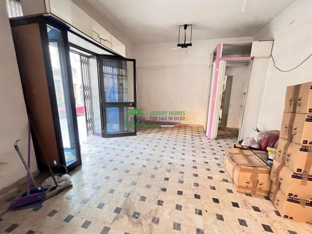 Rif: 2740 - Comiso | Due locali commerciali con ottima esposizione angolare - Foto 6