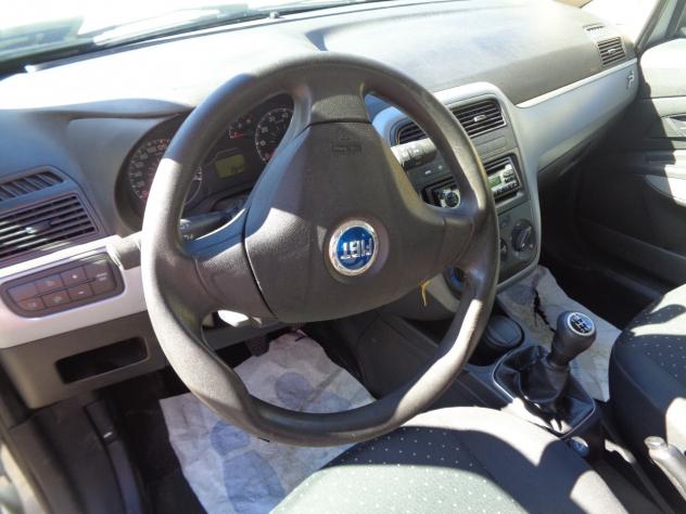Grande Punto 1.3 MJT 75 CV catena distrz km0 - Foto 9