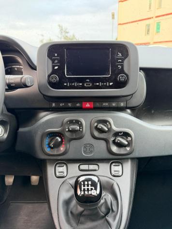 Fiat Panda 1.0 Hybrid 5posti **SOLO 18.000KM** - Foto 9