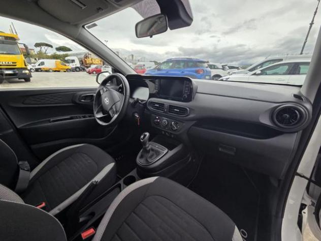 HYUNDAI i10 1.0 MPI AT Connectline rif. 23504370 - Foto 10