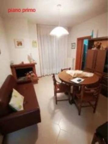 Immobile in asta di 362 m² con più di 5 locali e box auto in vendita a Civitella del Tronto - Foto 10