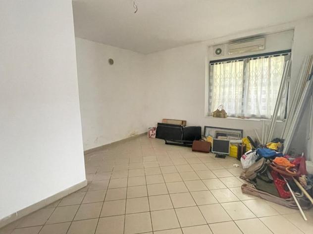 1 Vetrina in affitto a Massa - Foto 7