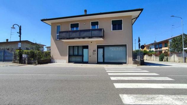 Locale commerciale in affitto a Sarego