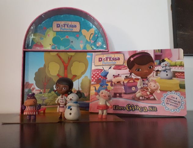 Dott.ssa Peluche Con 4 personaggi 3D e 1 scenario per giocare! - Foto 2
