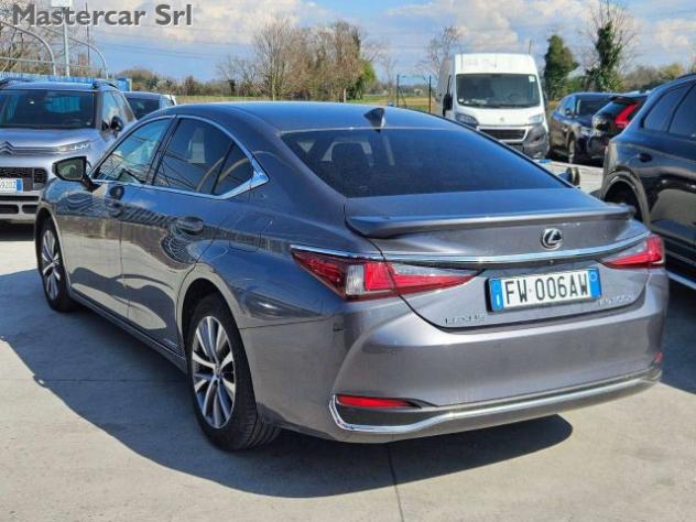 LEXUS ES 300 ES 300h 2 5 Business Cvt FW006AW Rif Annunci Udine lexus-es-300-es-300h-2-5-business-cvt-fw006aw-rif-annunci-udine
