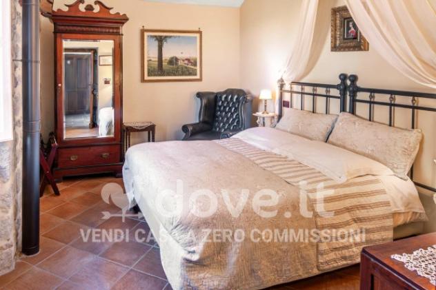 Villa di 250 m² con più di 5 locali e posto auto in vendita a Castel del Piano - Foto 18