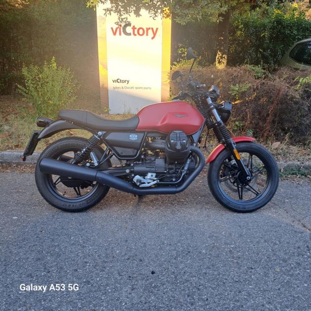 Moto Guzzi V7 STONE
