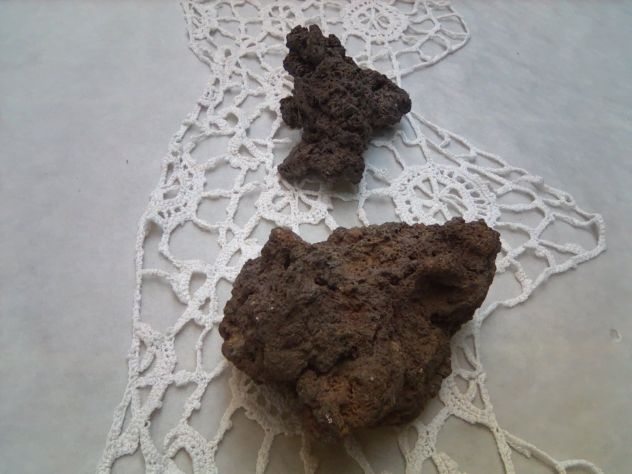 Due rocce vulcaniche - Foto 7