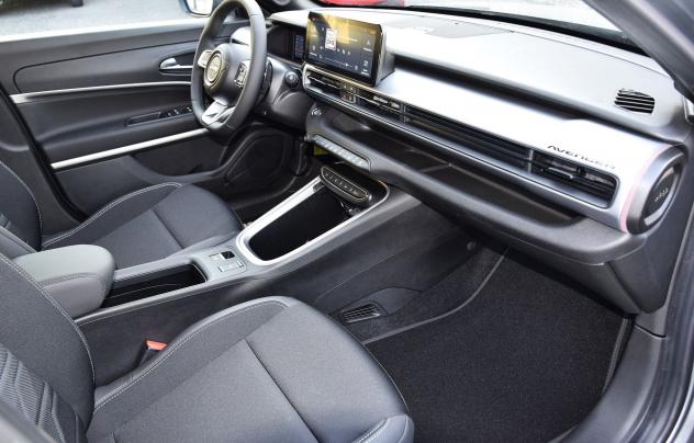 Jeep Avenger Avenger 1.2 turbo mhev Summit TETTO APRIBILE 110cv edct6 - Foto 10