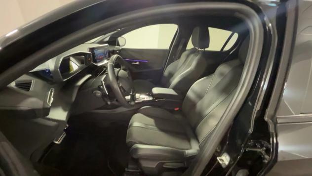 Peugeot 208 Hybrid 145 e-DCS6 GT - Foto 8