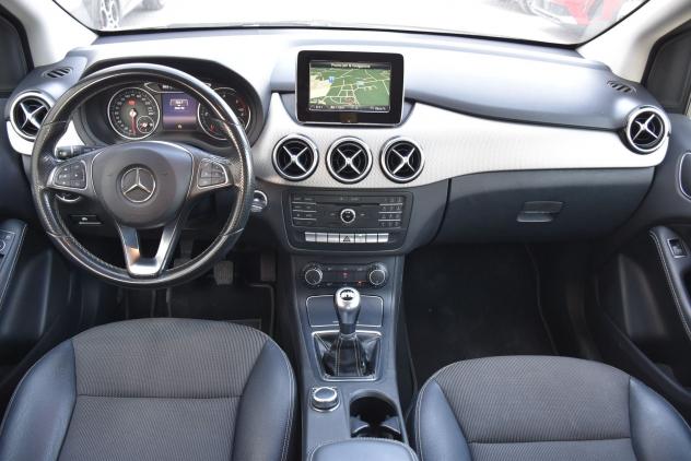 Mercedes-Benz Classe B B 180 d (cdi) Sport *NAVIGATORE, TELECAMERA* - Foto 7