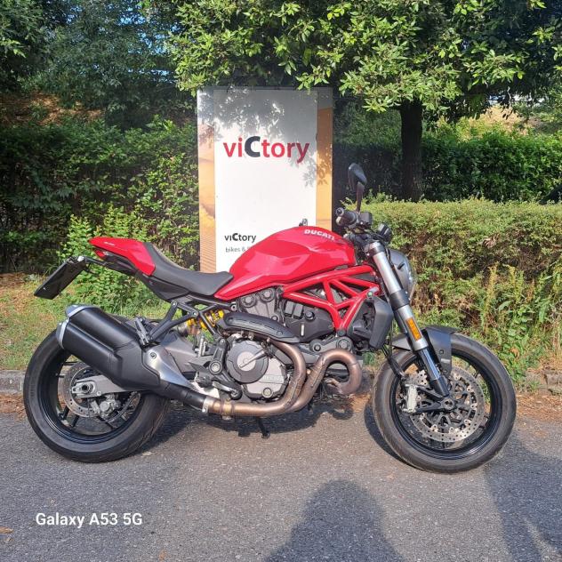 Ducati Monster 821 null