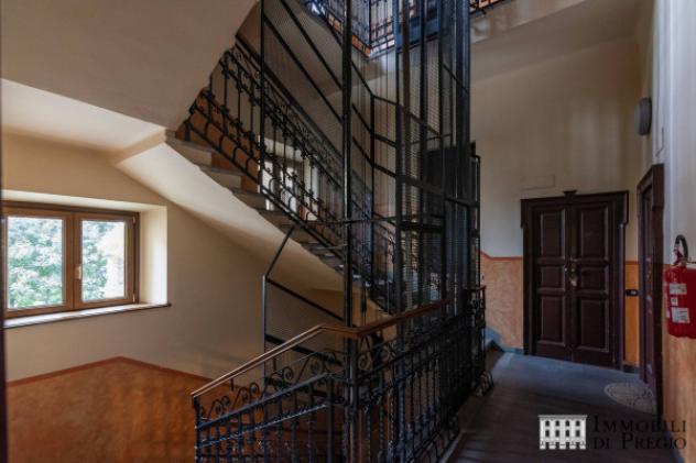Appartamento di 139 m² con 3 locali e box auto in affitto a Milano - Foto 16