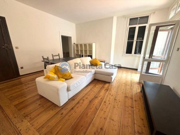 CENTRO STORICO: bicamere arredato con terrazza abitabile - Foto 3