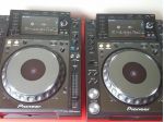 DJ attrezzatura, interfaccia audio, pianoforte, mixer digitali