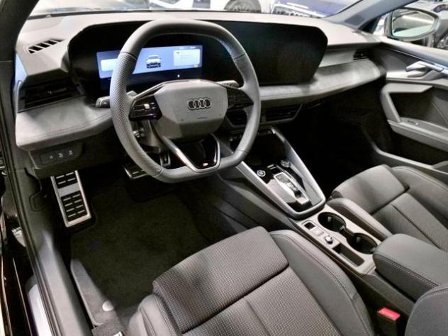 AUDI A3 Sportback (NEW) 2.0 Tdi 150cv S-tronic S-line Ed. rif. 24097644 - Foto 6