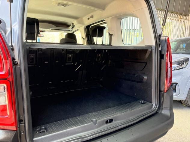 CITROEN BERLINGO 1.5 BLUEHDI 100CV S&S 2020 - Foto 10