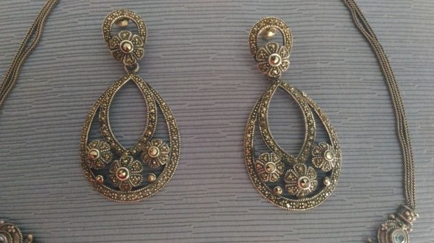 Girocollo e orecchini in argento vintage - Foto 3