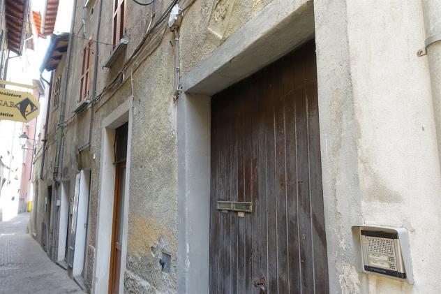 Bellano centro storico trilocale vicino al lago - Foto 9