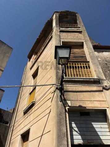 Casa Indipendente in vendita a Modica, Modica Alta