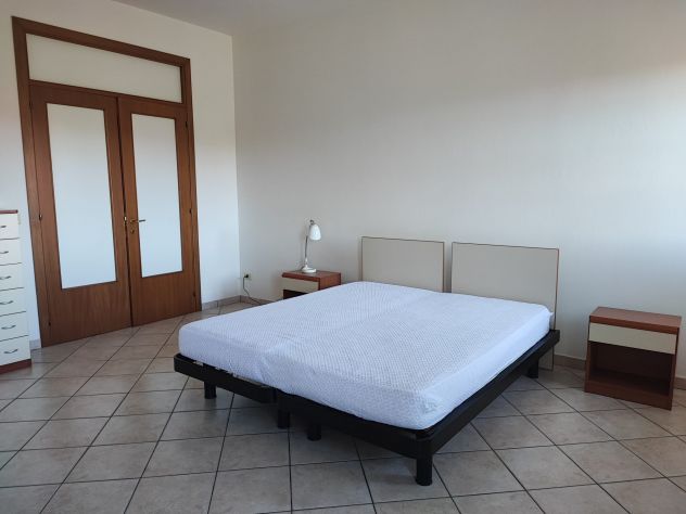 APPARTAMENTO E STANZE IN AFFITTO – URBINO (ZONA MAZZAFERRO) - Foto 4